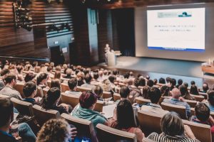 servicio de interpretación profesional - presentacion en congreso