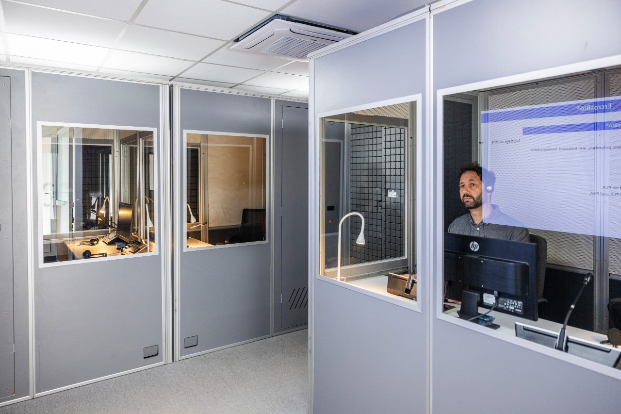 interpretación simultánea remota desde hub